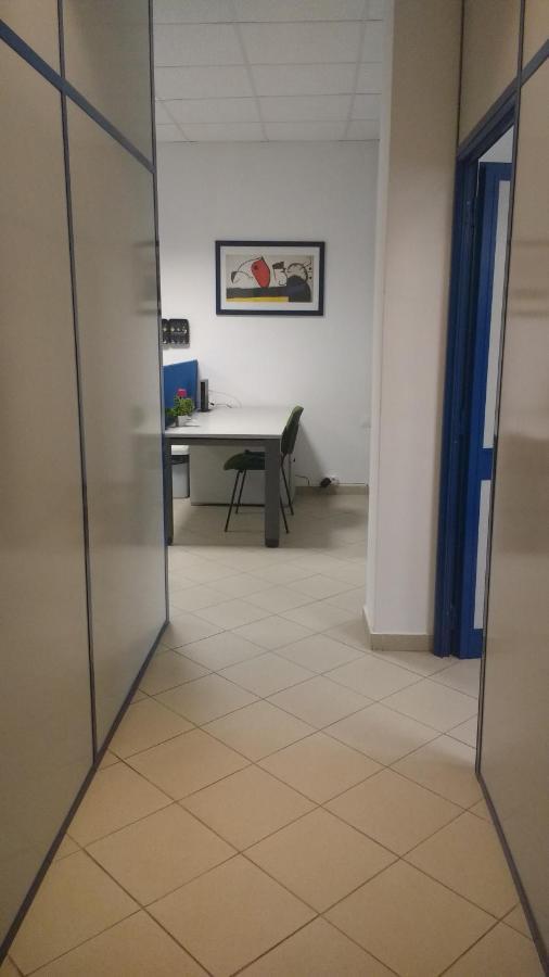 Melaya Budget Hostel Фаро Екстериор снимка