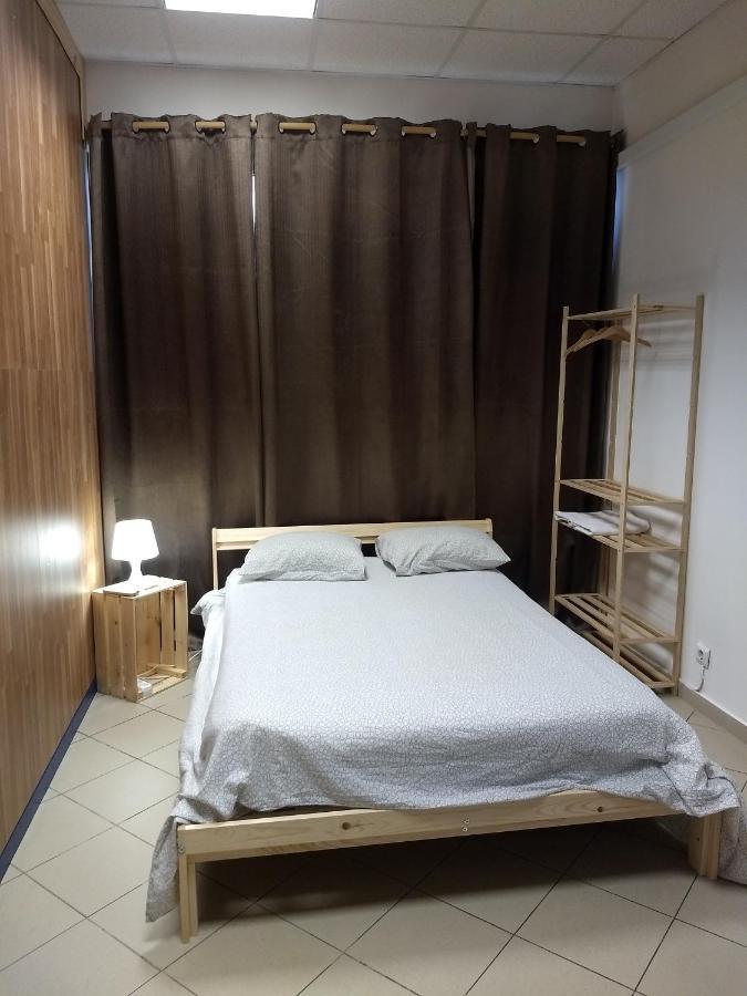 Melaya Budget Hostel Фаро Екстериор снимка